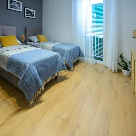 Vera With Sea View And Old Town View 扎达尔