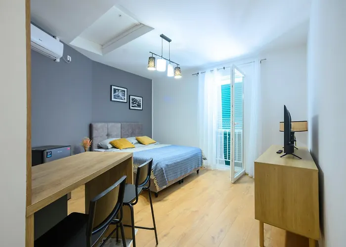 Apartmán Vera With Sea View And Old Town View *